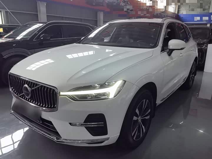 Volvo XC60, 2023 — купить в Перми под ключ