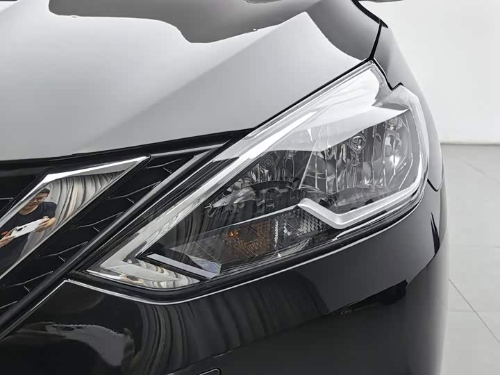 Nissan Sylphy, 2023 — фото 7 из 9