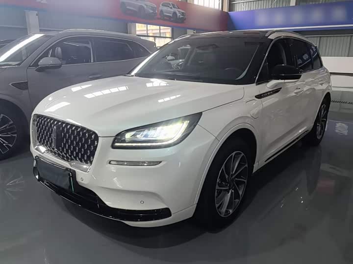Lincoln Corsair Hybrid, 2022 — купить в Кирове под ключ