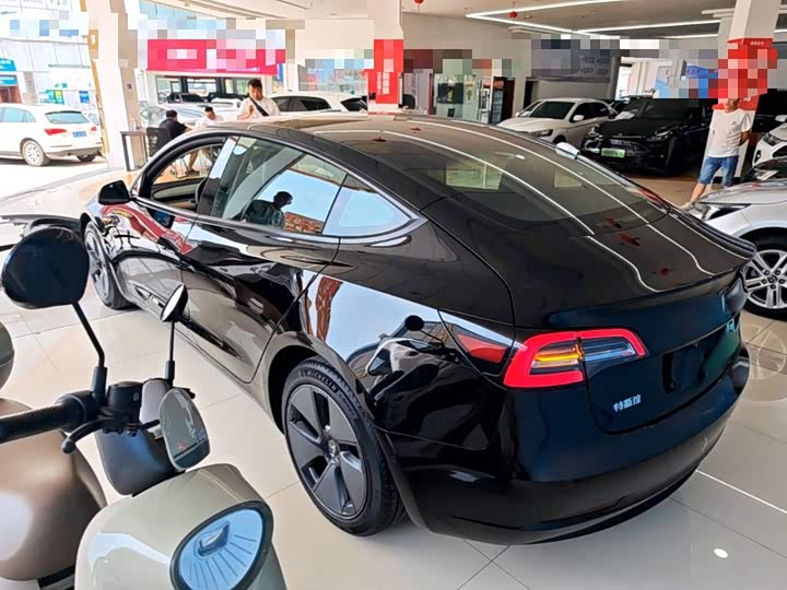 Tesla Model 3, 2023 — фото 5 из 9