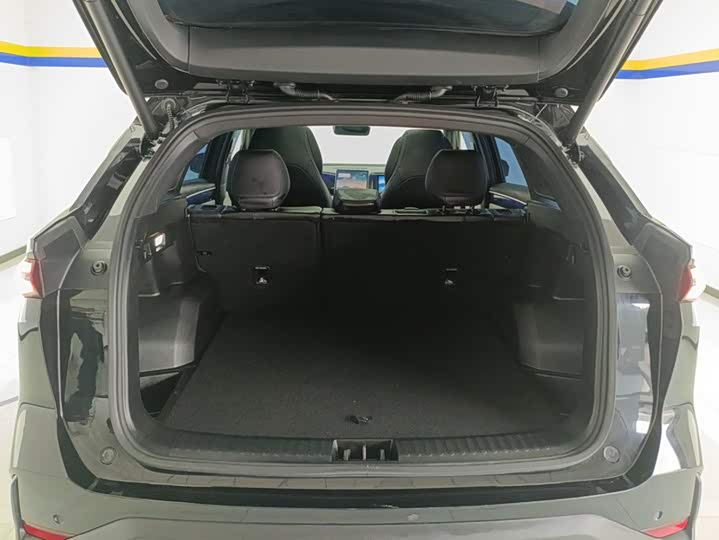 Geely Galaxy L7, 2023 — фото 4 из 9