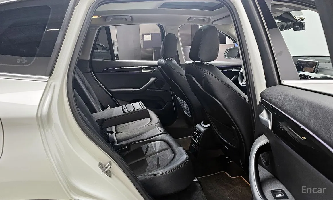 BMW X1, 2022 — фото 11 из 12