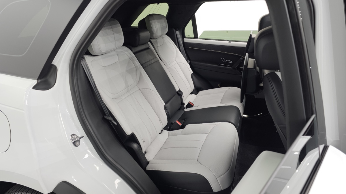 Land Rover Range Rover Sport, 2025 — фото 11 из 12