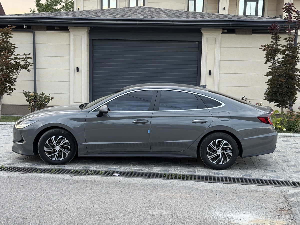 Hyundai Sonata, 2022 — фото 2 из 9