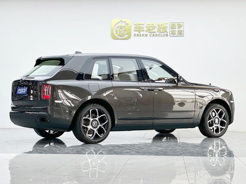 Rolls-Royce Cullinan, 2023 — фото 6 из 12
