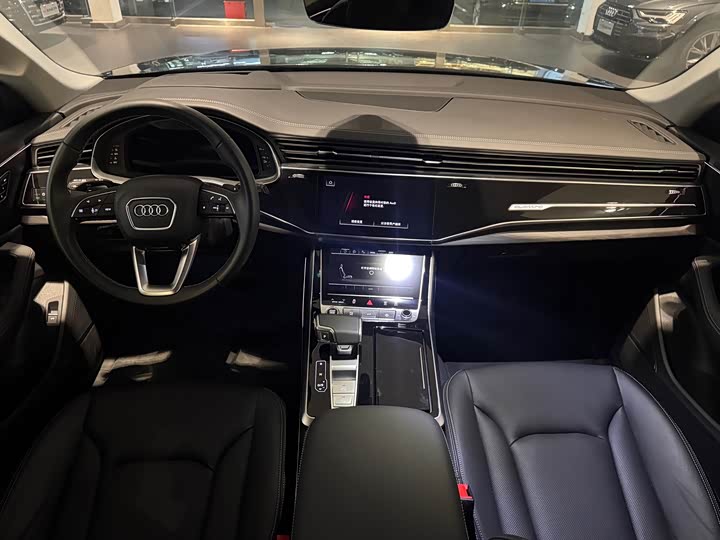 Audi Q8, 2025 — фото 9 из 9