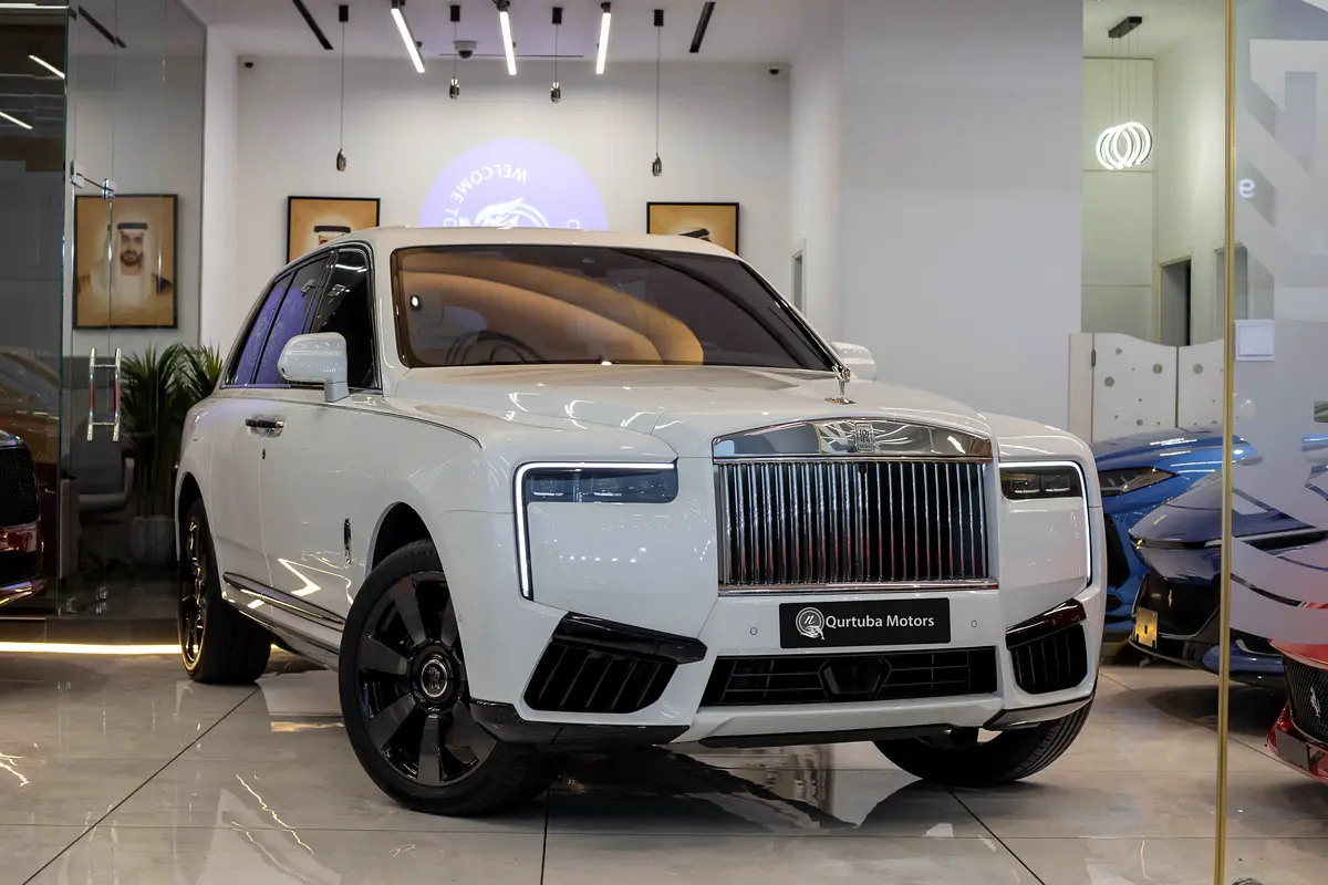 Rolls-Royce Cullinan, 2025 — фото 5 из 10