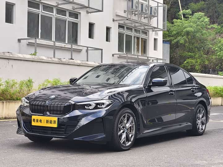 BMW i3, 2023 — купить в Москве под ключ
