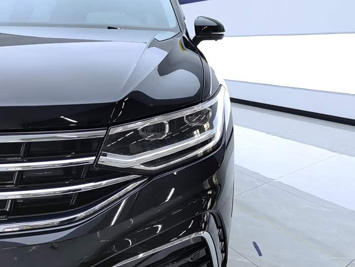Volkswagen Tiguan L Pro, 2024 — фото 5 из 9
