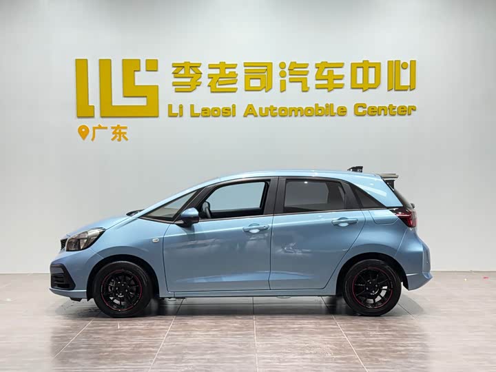Honda Fit, 2023 — фото 4 из 9