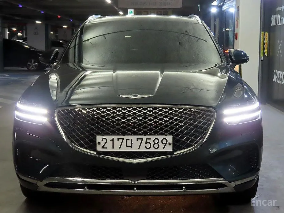 Genesis GV70, 2022 — фото 2 из 12