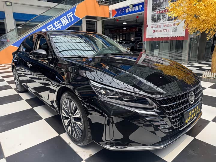 Nissan Teana, 2022 — фото 3 из 9