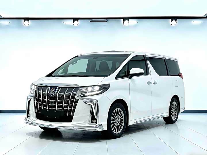 Toyota Alphard, 2022 — купить в Казани под ключ