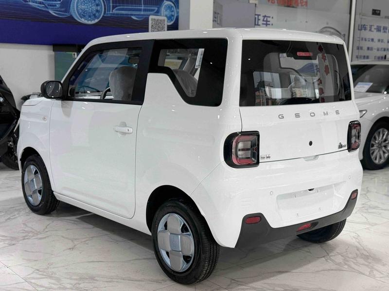 Geely Galaxy Panda Mini, 2026 — фото 4 из 9
