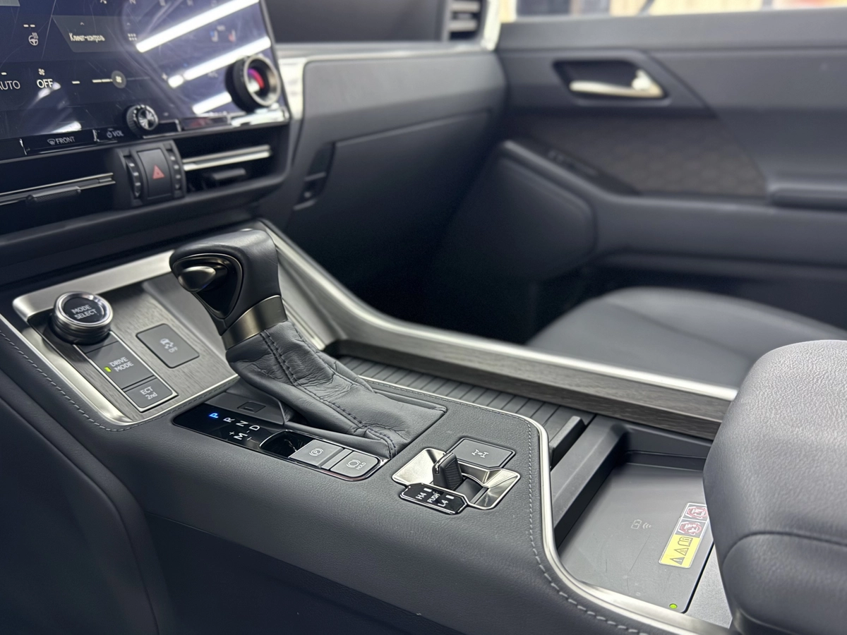 Lexus GX, 2025 — фото 12 из 12