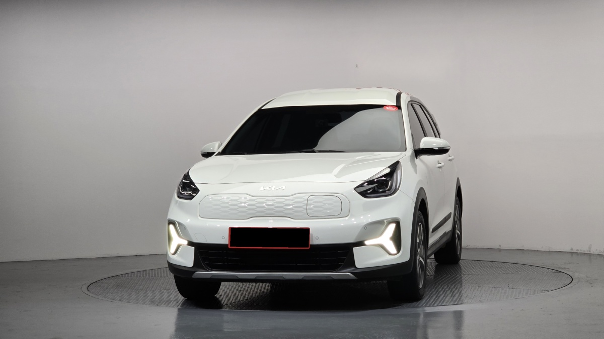 Kia Niro, 2022 — фото 3 из 12