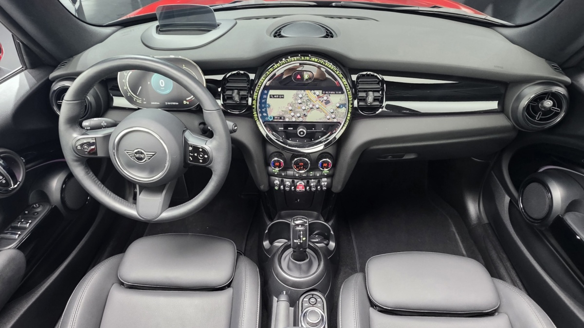 Mini Cooper Convertible, 2024 — фото 7 из 12