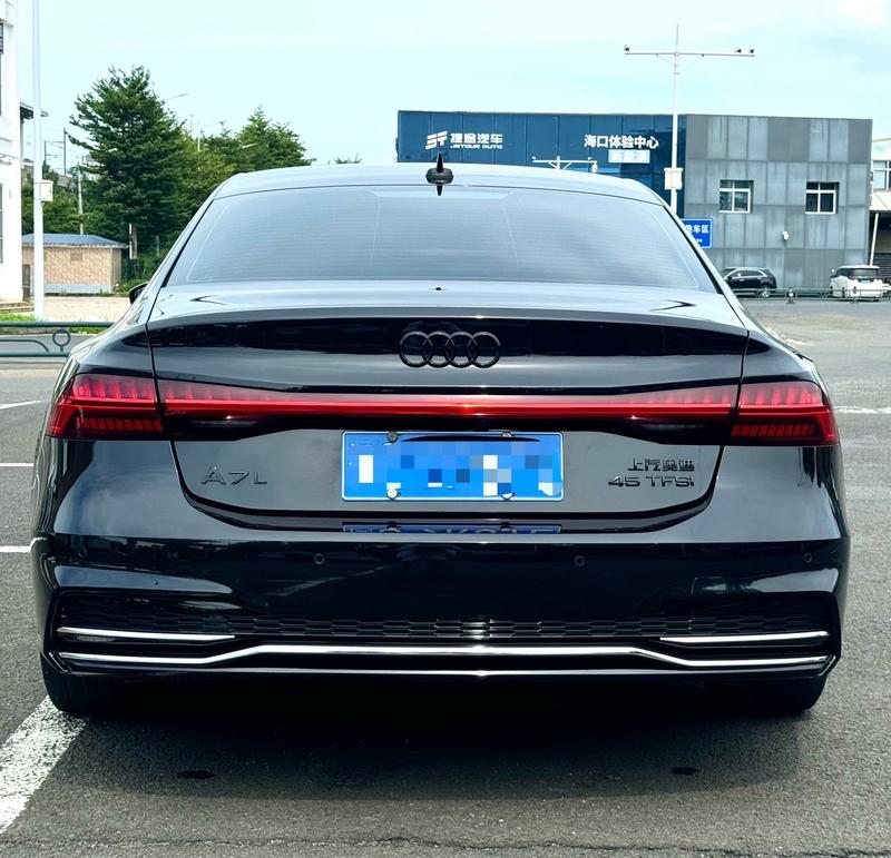 Audi A7L, 2024 — фото 4 из 9