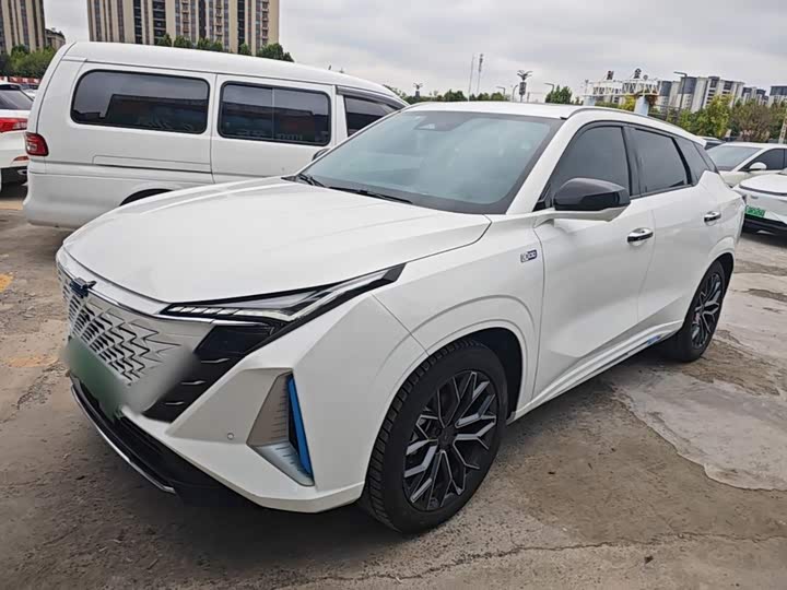 Changan Oshan Z6 Hybrid, 2023 — купить в Перми под ключ