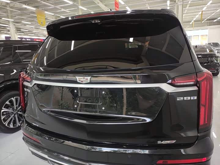 Cadillac XT6, 2023 — фото 6 из 9