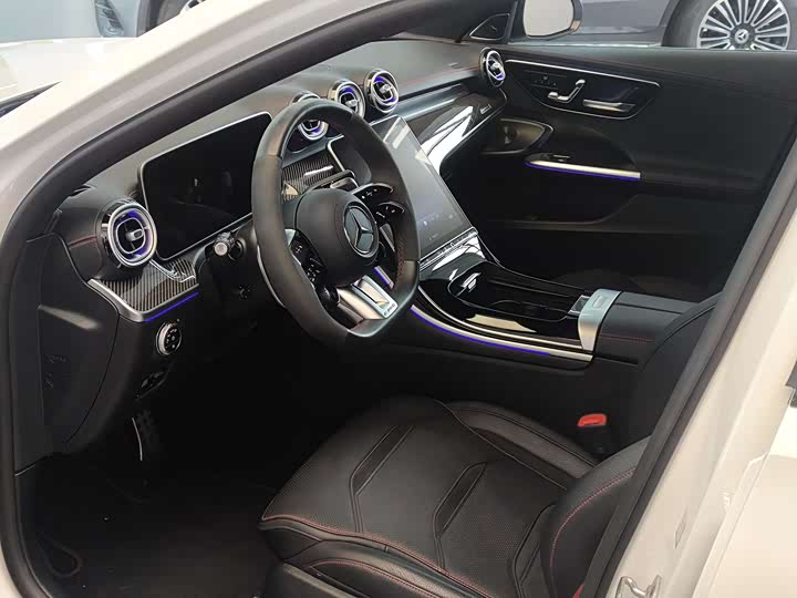 Mercedes-Benz C-Class AMG, 2025 — фото 7 из 9
