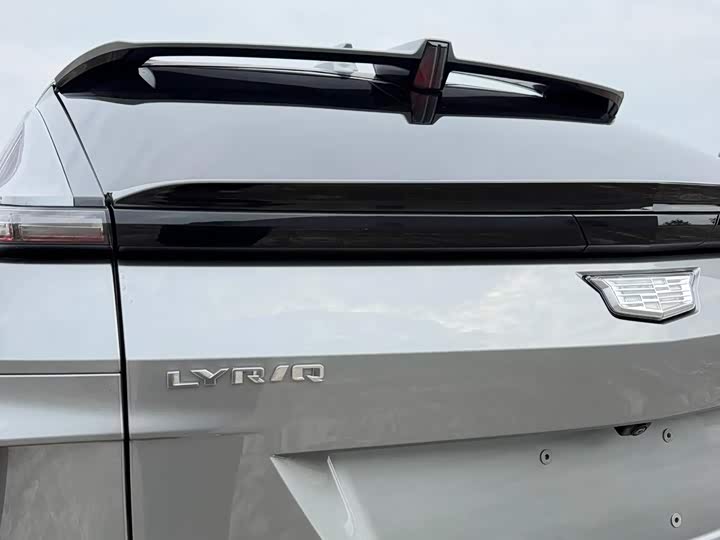 Cadillac Lyriq, 2025 — фото 7 из 9