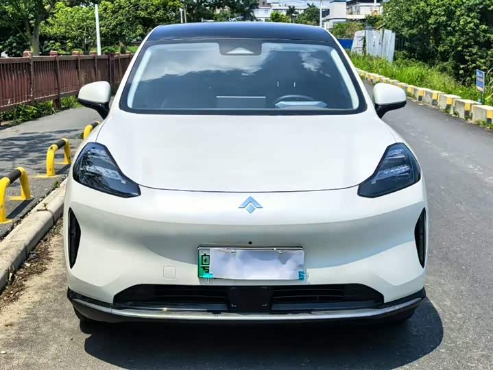 GAC Hyptec HT, 2024 — фото 2 из 9