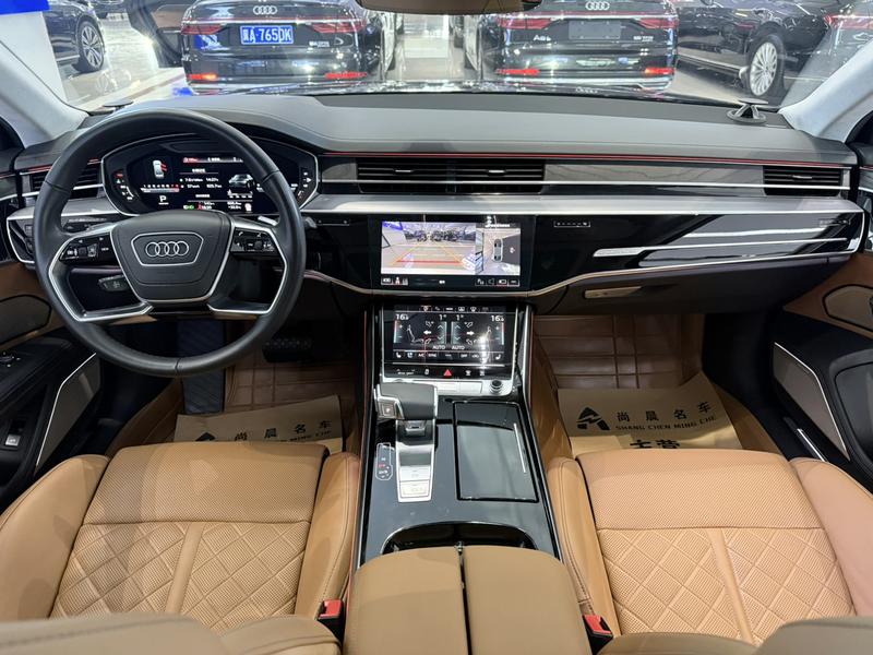 Audi A8, 2022 — фото 9 из 12