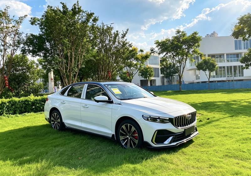 Geely Preface, 2025 — фото 3 из 11