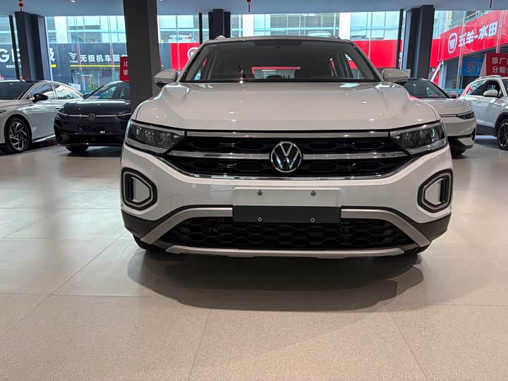 Volkswagen T-Roc, 2024 — фото 2 из 9