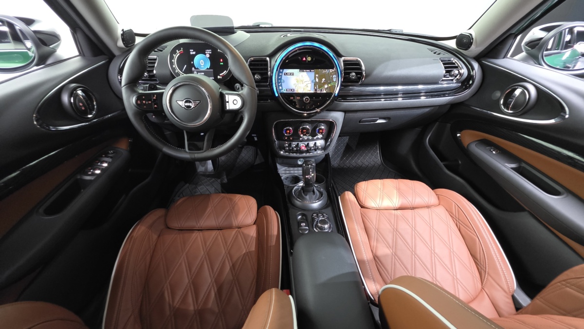 Mini Clubman, 2023 — фото 6 из 12