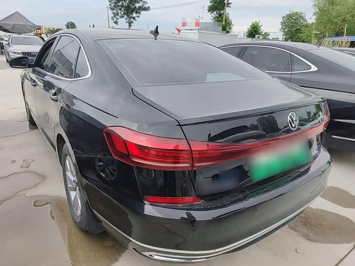 Volkswagen Passat Hybrid, 2022 — фото 5 из 9