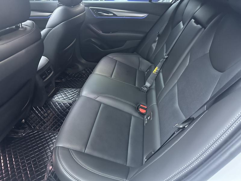 Cadillac CT5, 2023 — фото 12 из 12