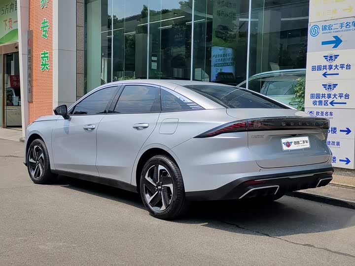 Geely Galaxy L6, 2025 — фото 4 из 9
