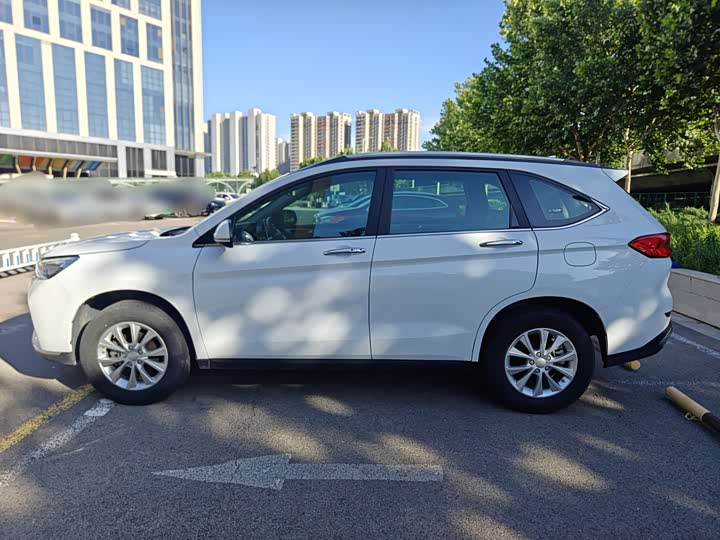 Haval M6, 2023 — фото 4 из 9