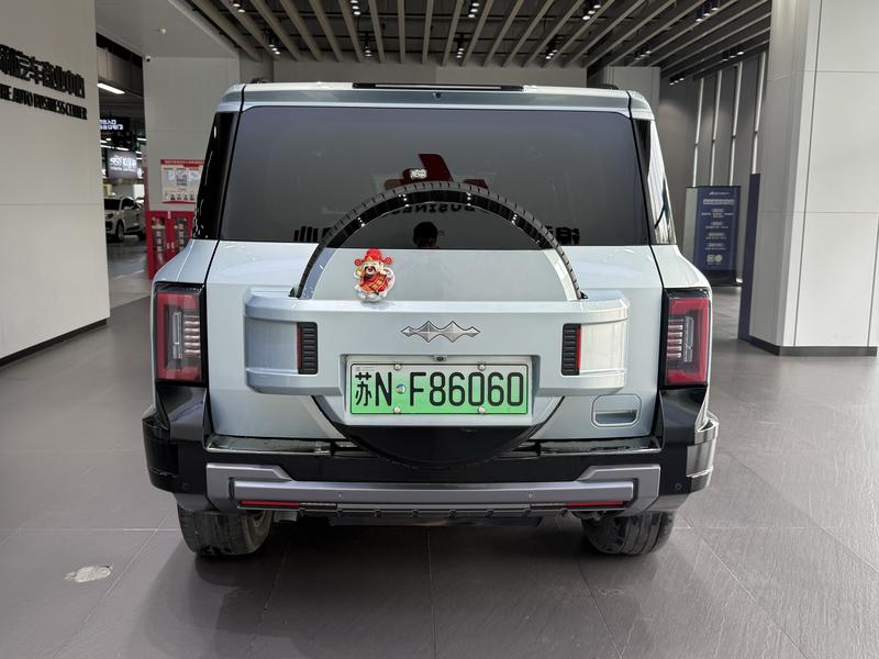 BYD FangChengBao Leopard 8, 2024 — фото 6 из 12