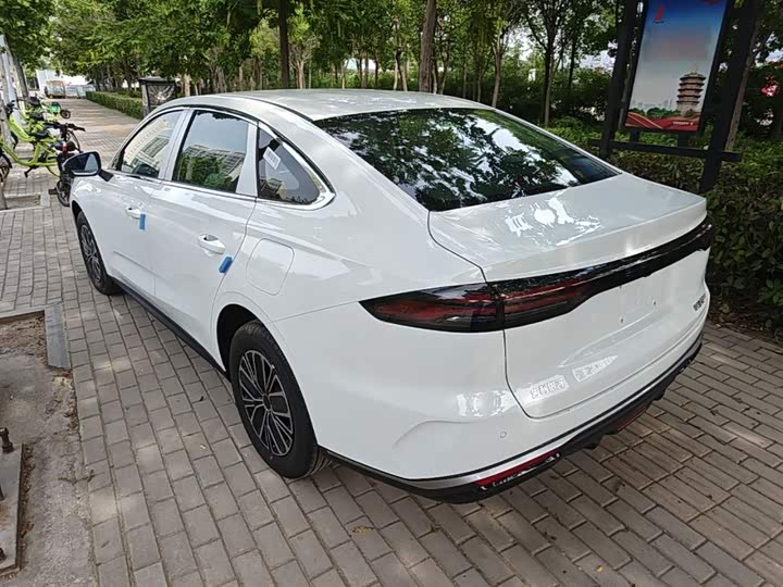 Geely Galaxy Starshine 6, 2026 — фото 5 из 9