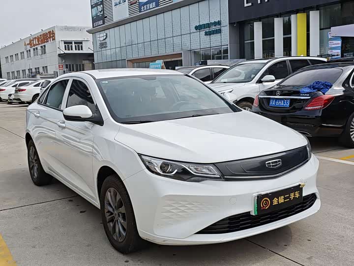 Geely Emgrand Hybrid/EV, 2023 — фото 4 из 9
