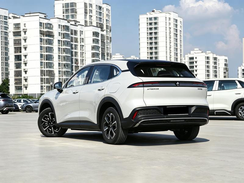 Baojun E6, 2026 — фото 5 из 12