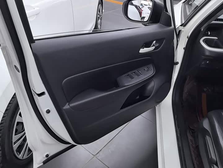 Honda Fit, 2022 — фото 7 из 9