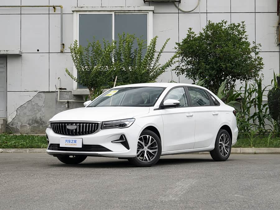 Geely Emgrand, 2026 — купить в Ульяновске под ключ