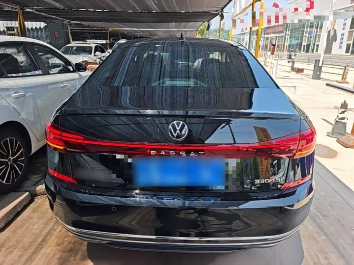 Volkswagen Passat, 2023 — фото 6 из 9