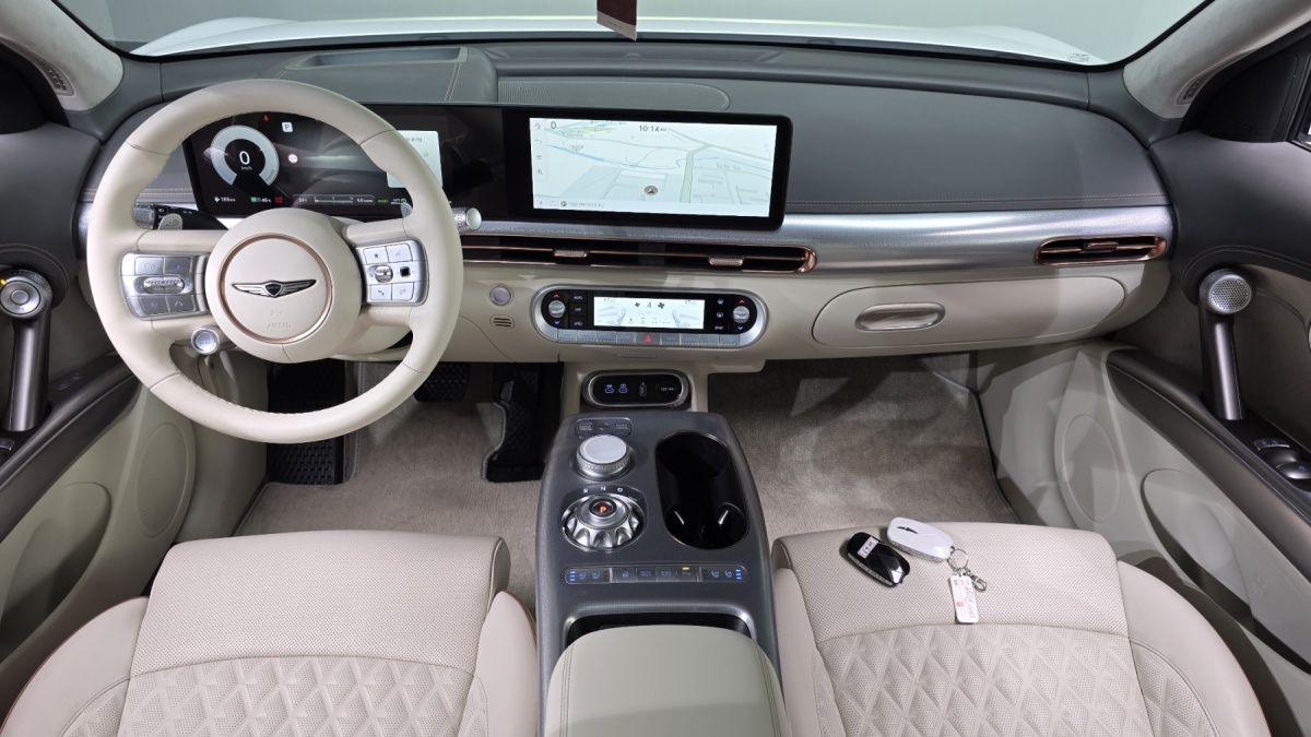 Genesis GV60, 2024 — фото 7 из 12