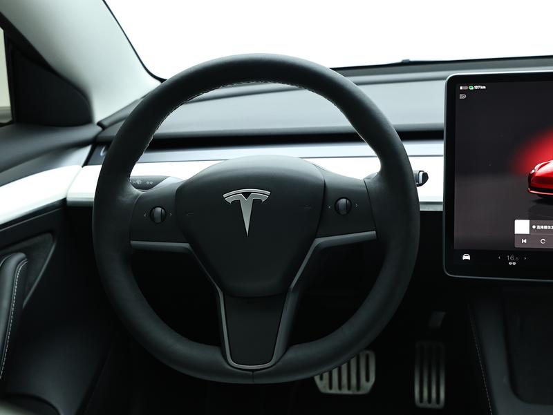 Tesla Model 3, 2021 — фото 9 из 12