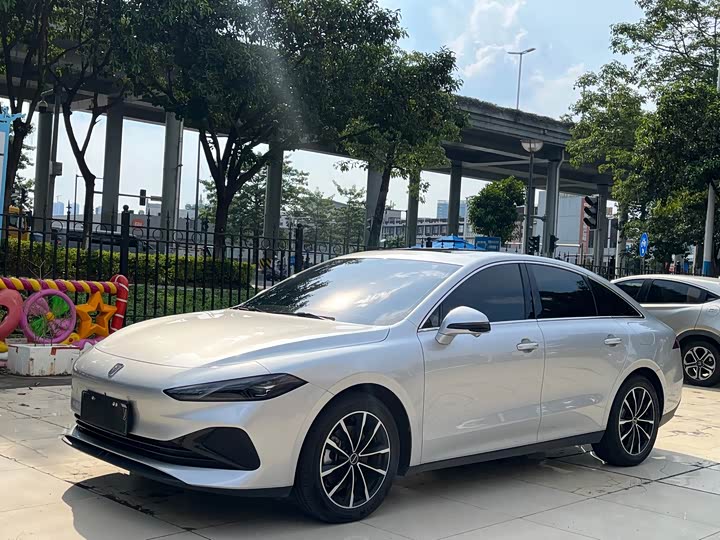 Roewe D7, 2024 — купить в Нижнем Новгороде под ключ