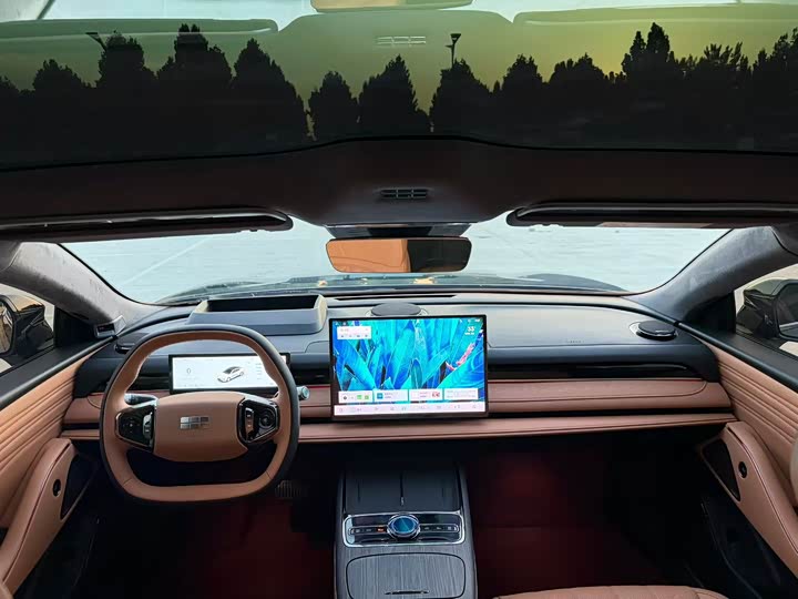 Geely Galaxy Starshine 8 EM-i, 2025 — фото 5 из 9