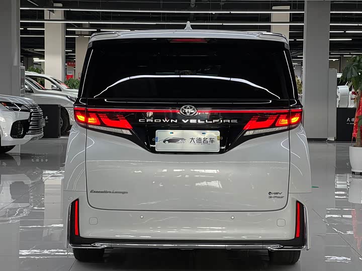 Toyota Vellfire, 2023 — фото 5 из 9
