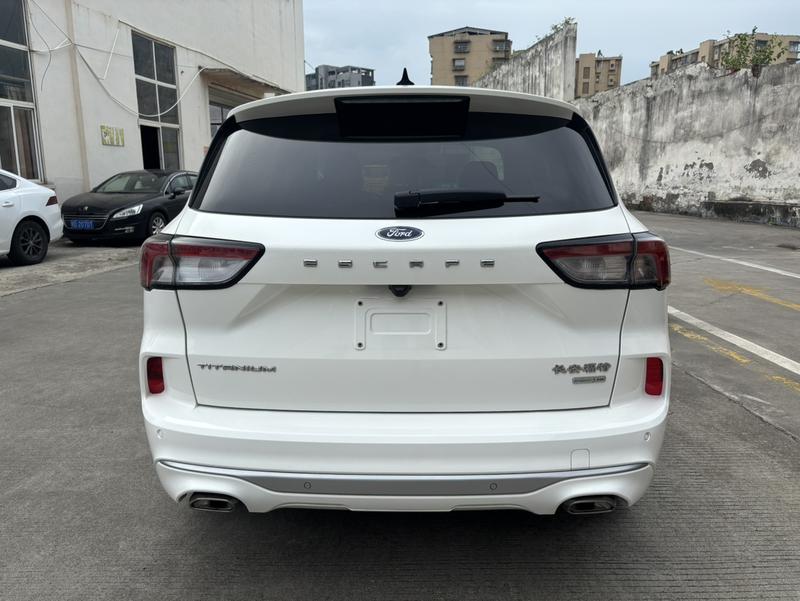 Ford Escape, 2022 — фото 4 из 12