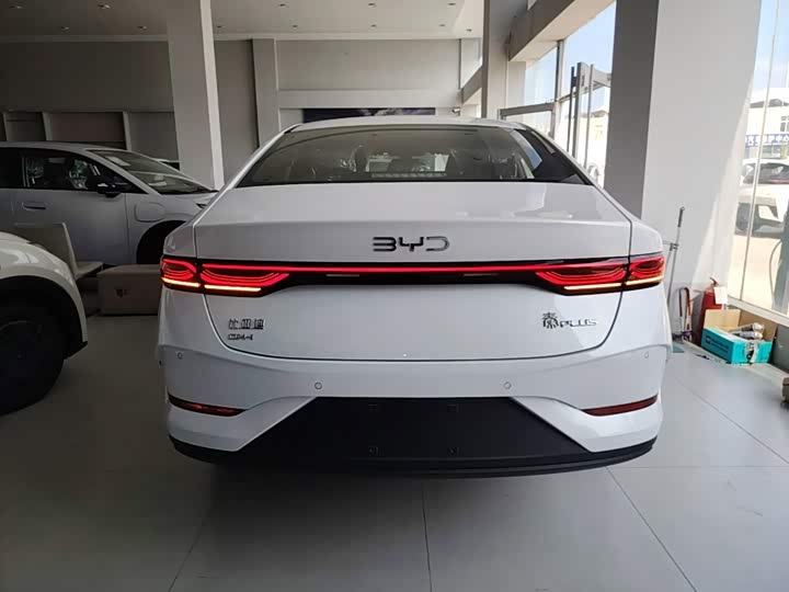 BYD Qin Plus, 2026 — фото 6 из 9