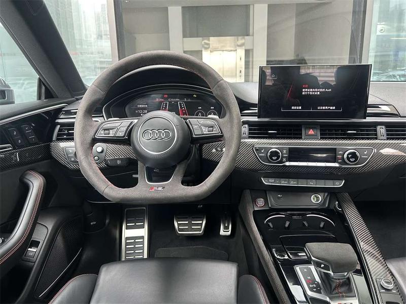 Audi RS 5, 2023 — фото 12 из 12